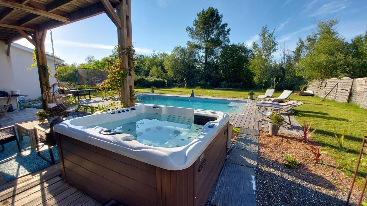 Chambre Chez L'Habitant Au Coeur Du Medoc アルサック エクステリア 写真